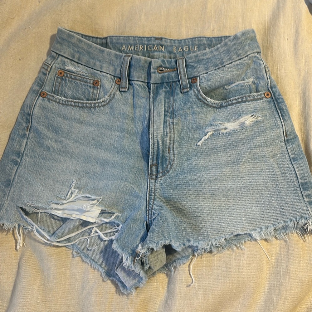American eagle curvy 90s boyfriend shorts